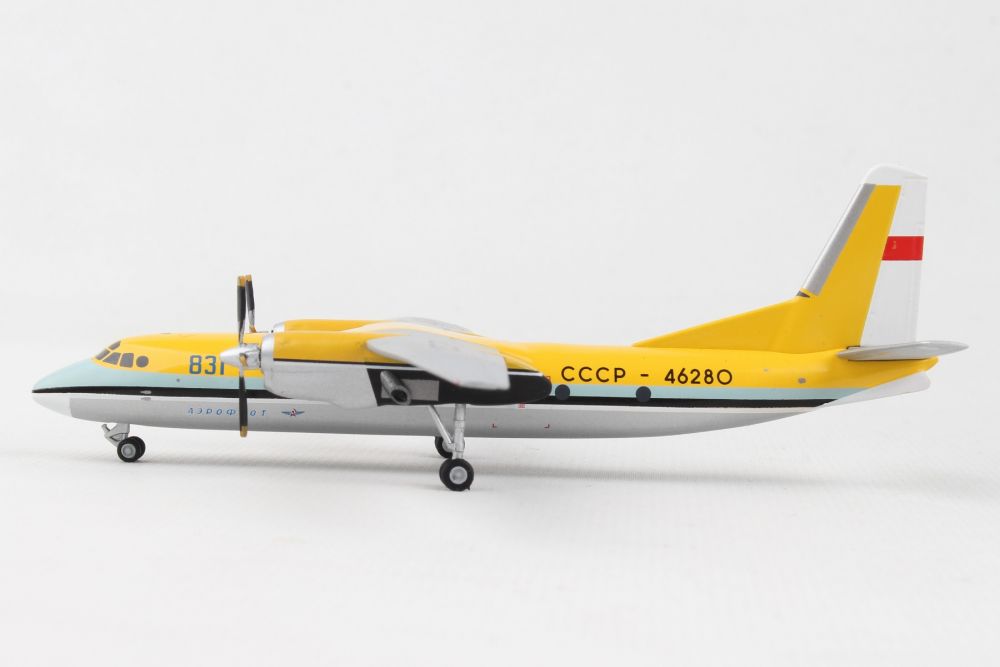 1/200 Aeroflot Antonov AN24B Demonstration aircraft Le Bourget 1969