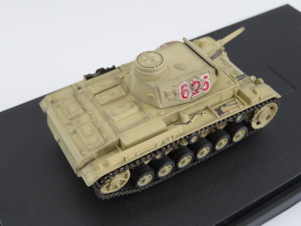 Panzerkampf 1/72 German WWII Panzer III Ausf.G SD. KFZ.141 1941 Desert Camouflage