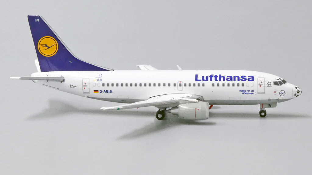 1/400 Lufthansa B737500 DABIN Football Nose
