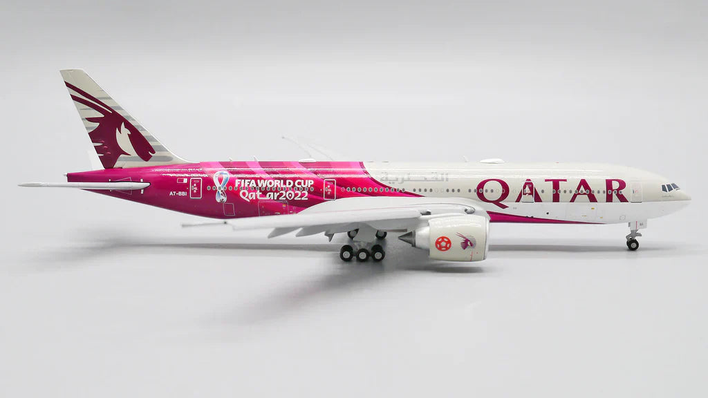 1/400 Qatar Airways B777200LR A7BBI World Cup Livery? (Flaps Down)