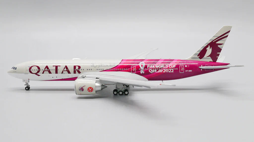 1/400 Qatar Airways B777200LR A7BBI World Cup Livery? (Flaps Down)