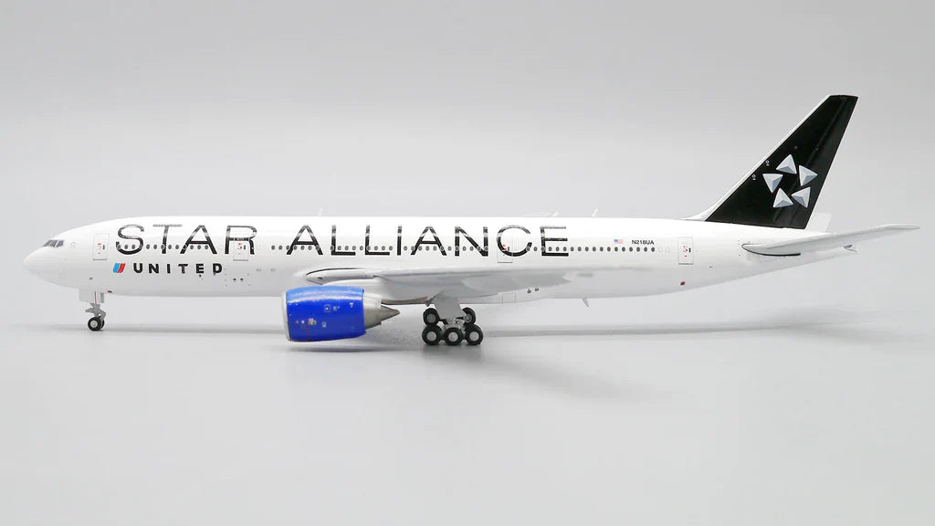 1/400 United Airlines B777200ER N218UA Star Alliance