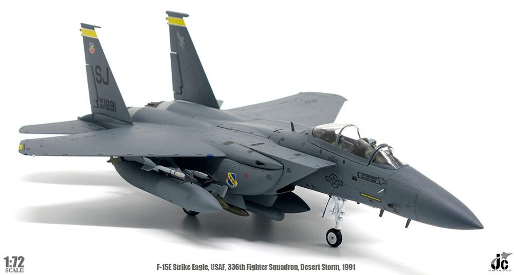1/72 F-15E Strike Eagle U.S. Air Force 336th Fighter Squadron Desert Storm 1991