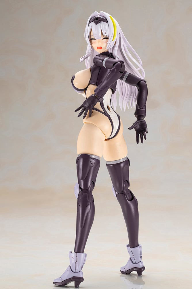 Front Mission - Zenith Girl (Gray Ver.)