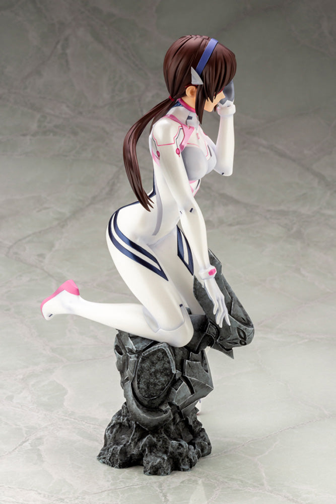 1/6 MARI MAKINAMI ILLUSTRIOUS WHITE PLUGSUIT VER ANI STATUE