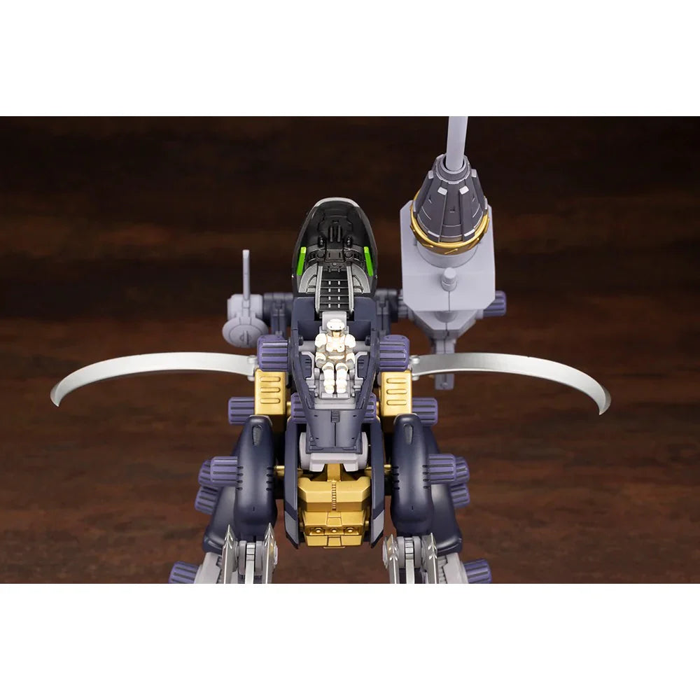 1/72 EZ027 Raven Raptor