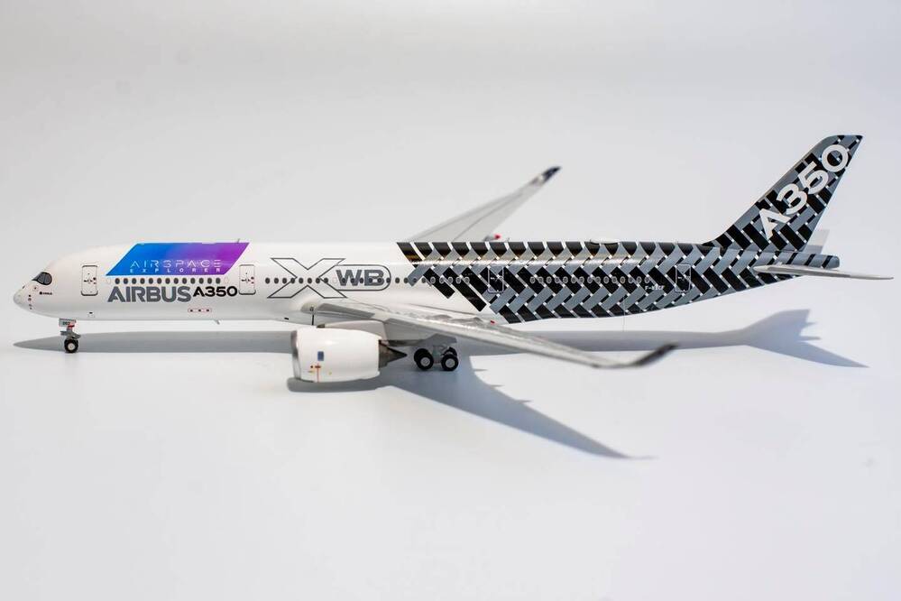 Airbus Industrie Airbus A350-900 F-WWCF ? Airspace Explorer ?