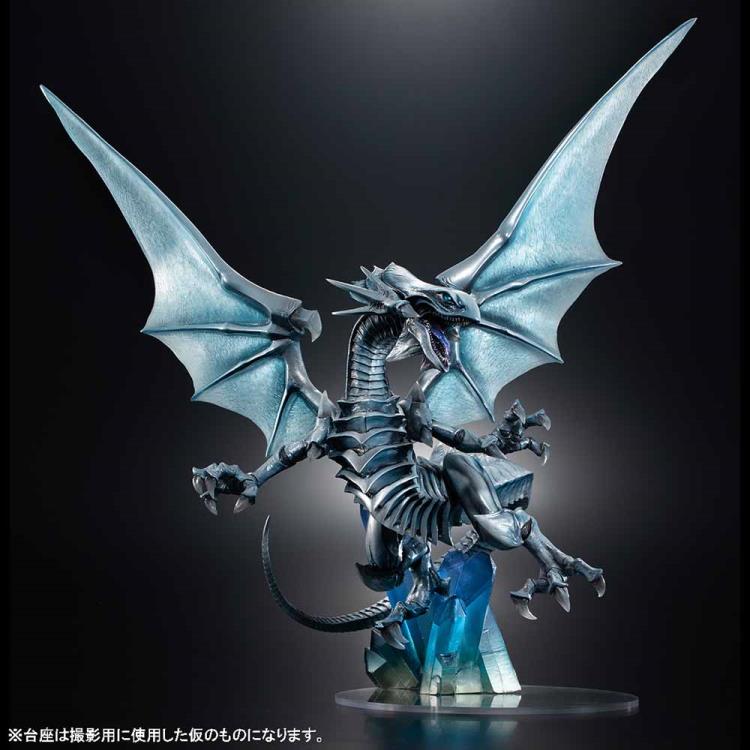 ART WORKS MONSTERS YuGiOh! Duel Monsters Blue Eyes White Dragon ~Holographic Edition~