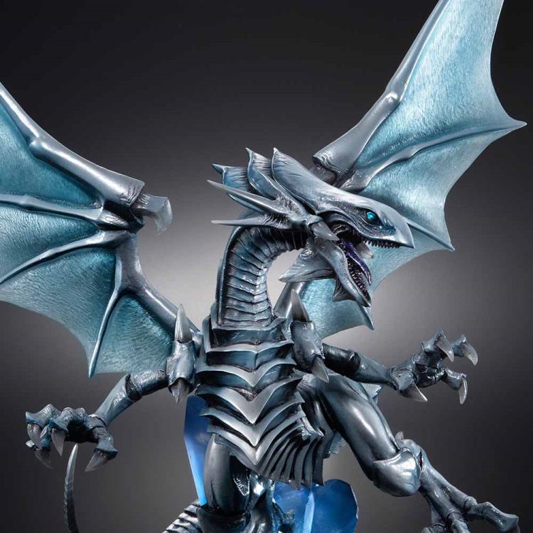 ART WORKS MONSTERS YuGiOh! Duel Monsters Blue Eyes White Dragon ~Holographic Edition~