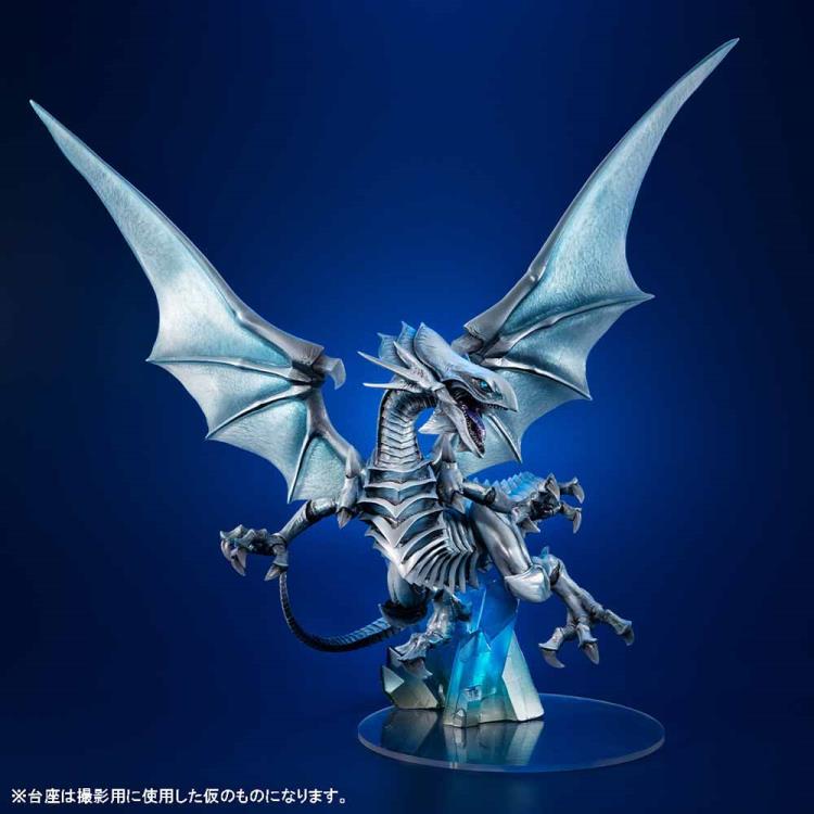 ART WORKS MONSTERS YuGiOh! Duel Monsters Blue Eyes White Dragon ~Holographic Edition~