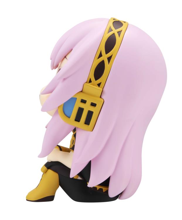 Lookup Megurine Luka