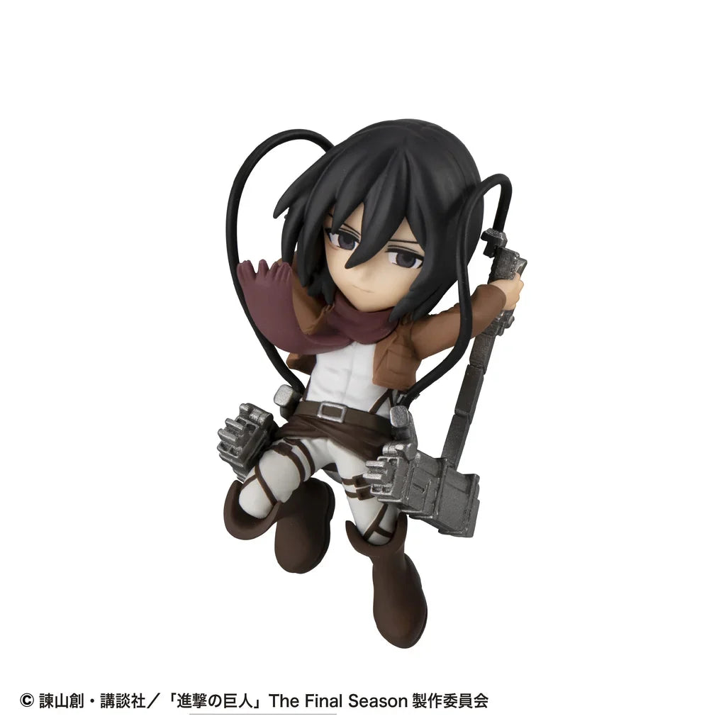 Tobimas Attack on Titan Set with Gift
