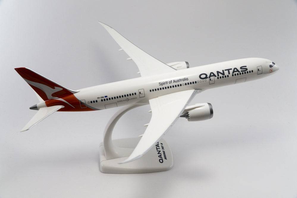 1/200 Qantas B7879 New Livery