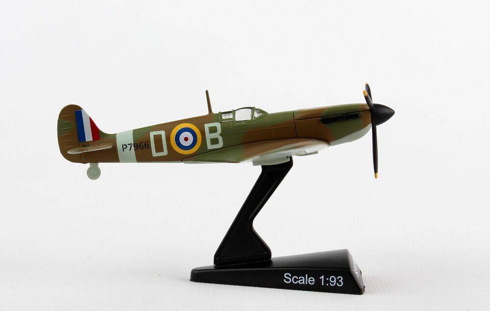 1/93 Spitfire Mk II RAF Tangmere Wing P7966 Douglas Bader