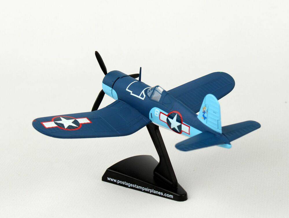 1/100 F4U Corsair VMF422