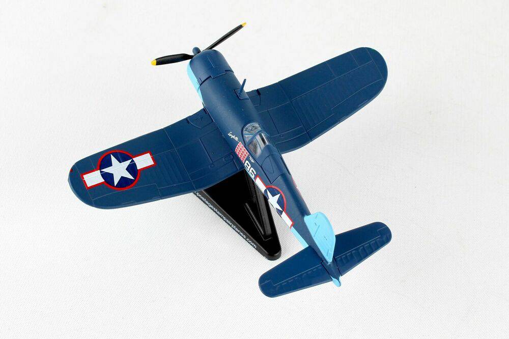1/100 F4U Corsair VMF-214 86 Pappy Boyington