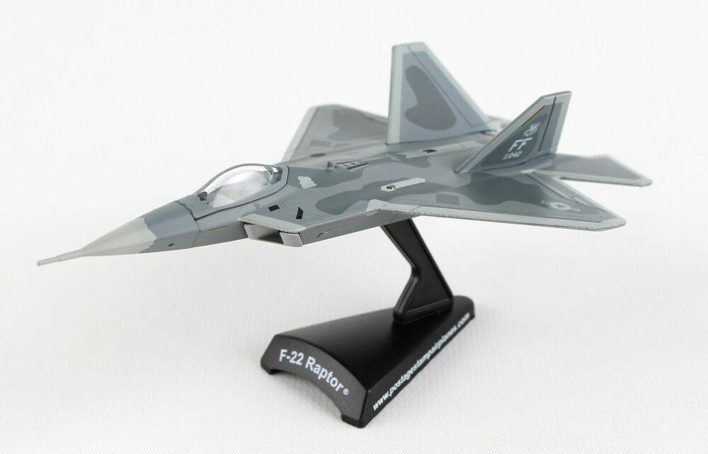 1/145 F22 Raptor