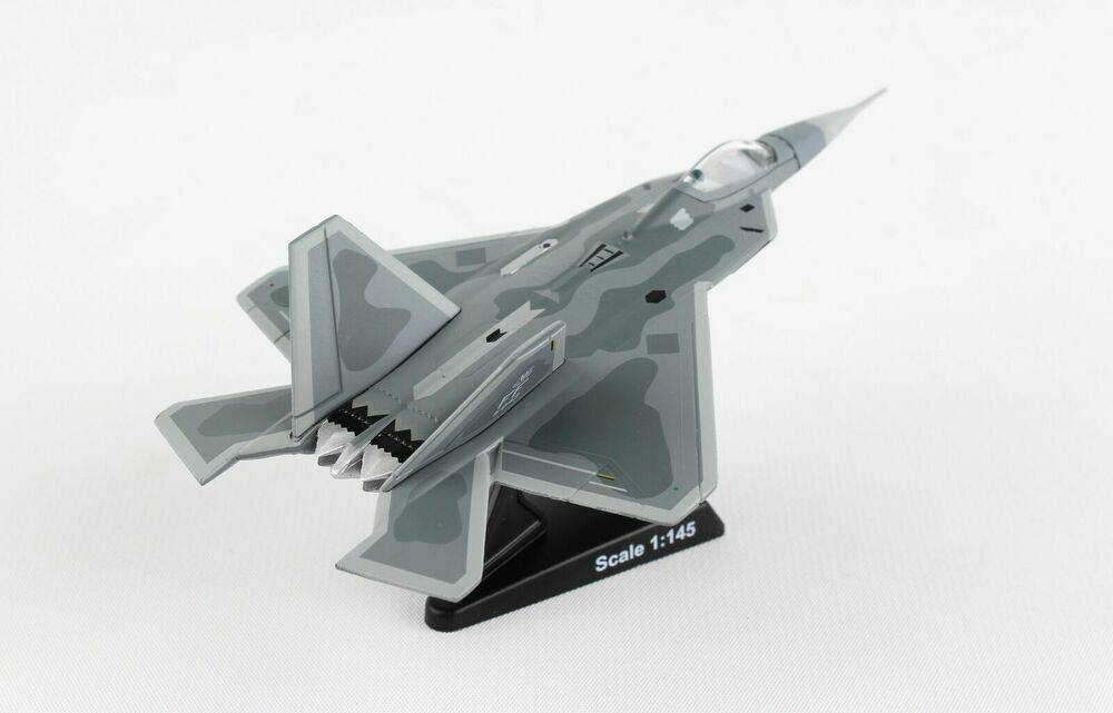 1/145 F22 Raptor