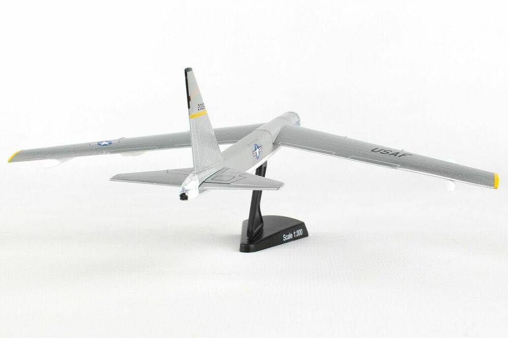 1/300 Boeing B52 Stratofortress Silver