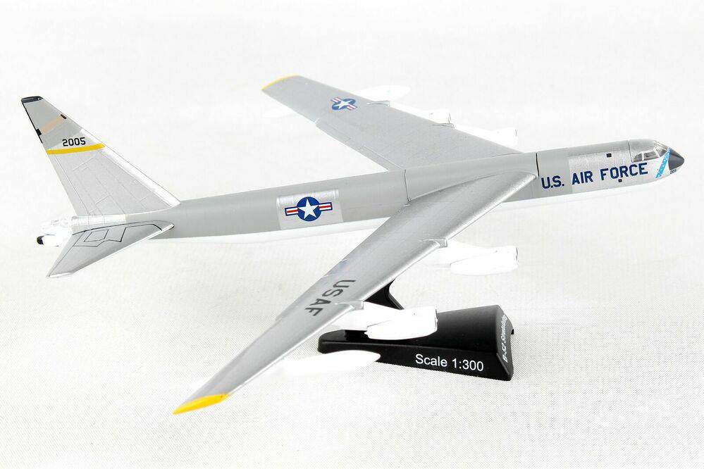 1/300 Boeing B52 Stratofortress Silver