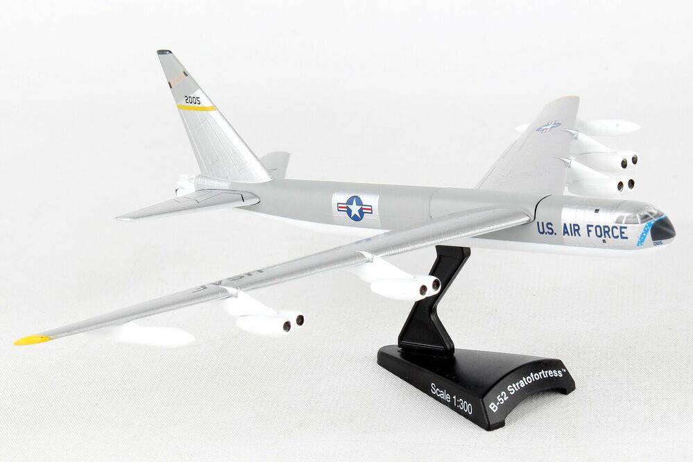 1/300 Boeing B52 Stratofortress Silver