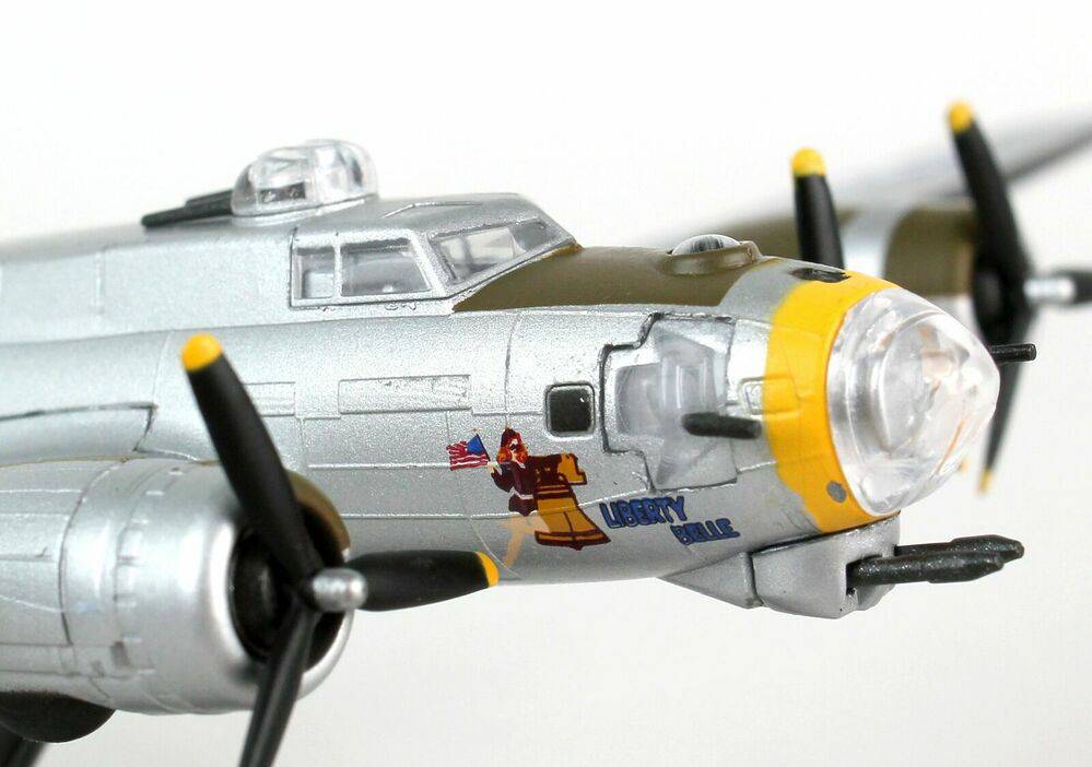 1/155 Boeing B17G Flying Fortress ? Liberty Bellei