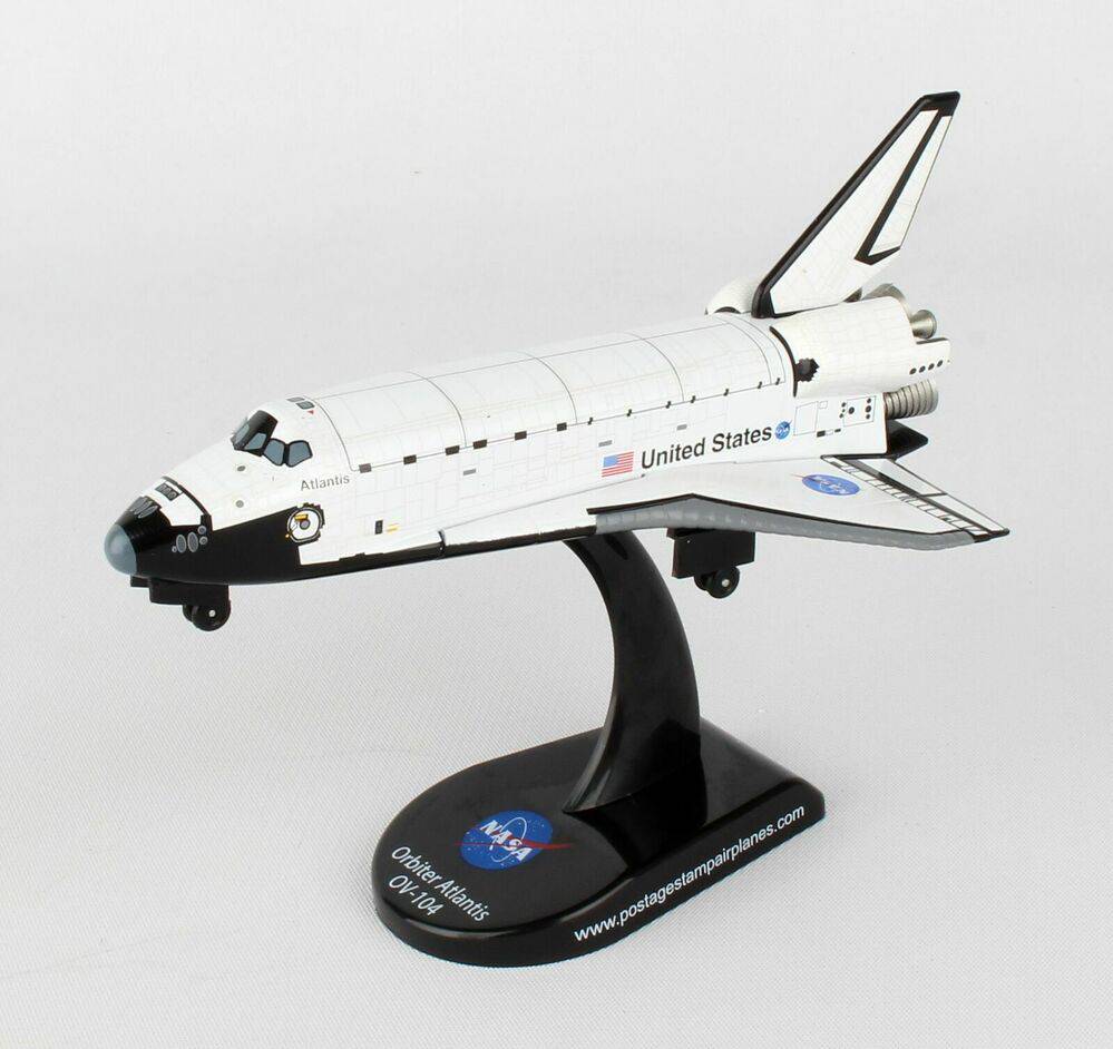 1/300 Space Shuttle Atlantis OV104
