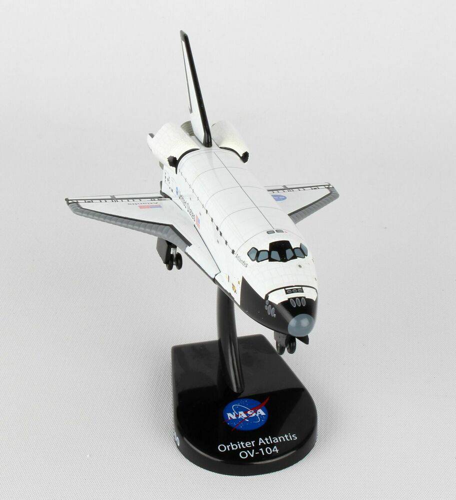 1/300 Space Shuttle Atlantis OV104