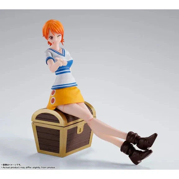 S.H.Figuarts Nami -Romance Dawn-