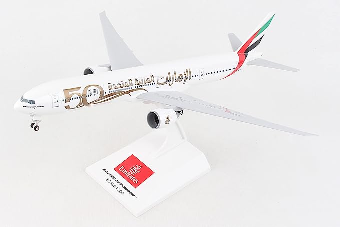 1/200 Emirates 777300ER W/GEAR