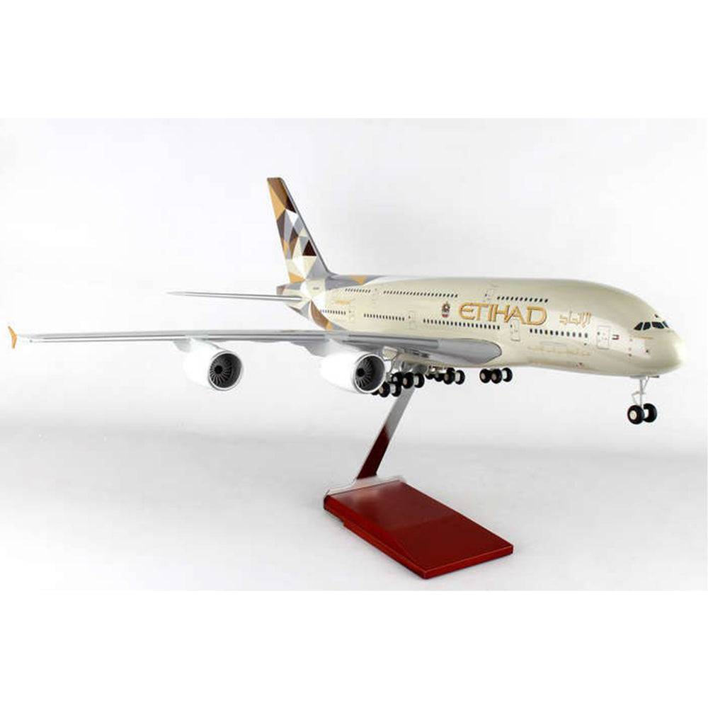 1/100 A380 Etihad w/Wooden Stand