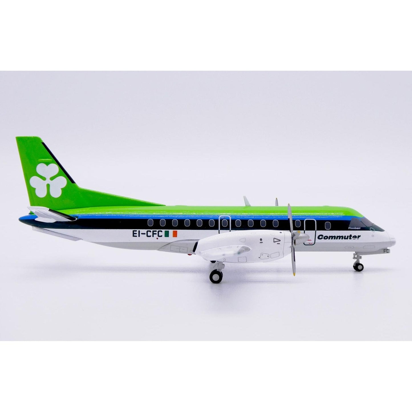 1/200 Aer Lingus Commuter Saab 340B Reg: EI-CFC with Stand