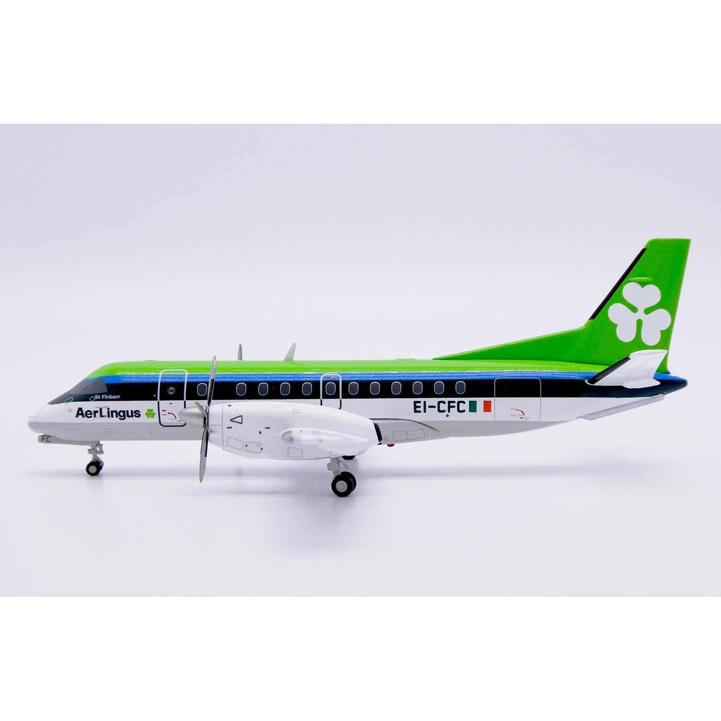 1/200 Aer Lingus Commuter Saab 340B Reg: EI-CFC with Stand