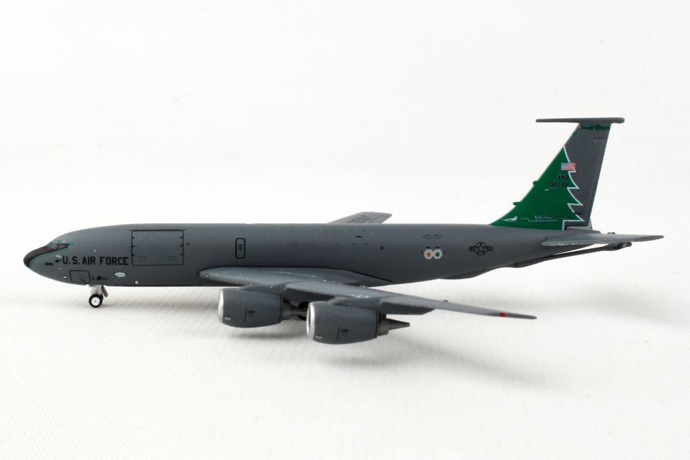 1/400 US Air Force KC135R Stratotanker Maine ANG 580098