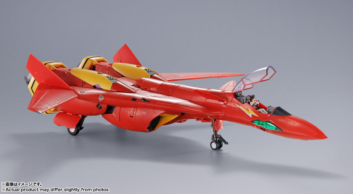 DX Chogokin VF-19 Custom Fire Valkyrie