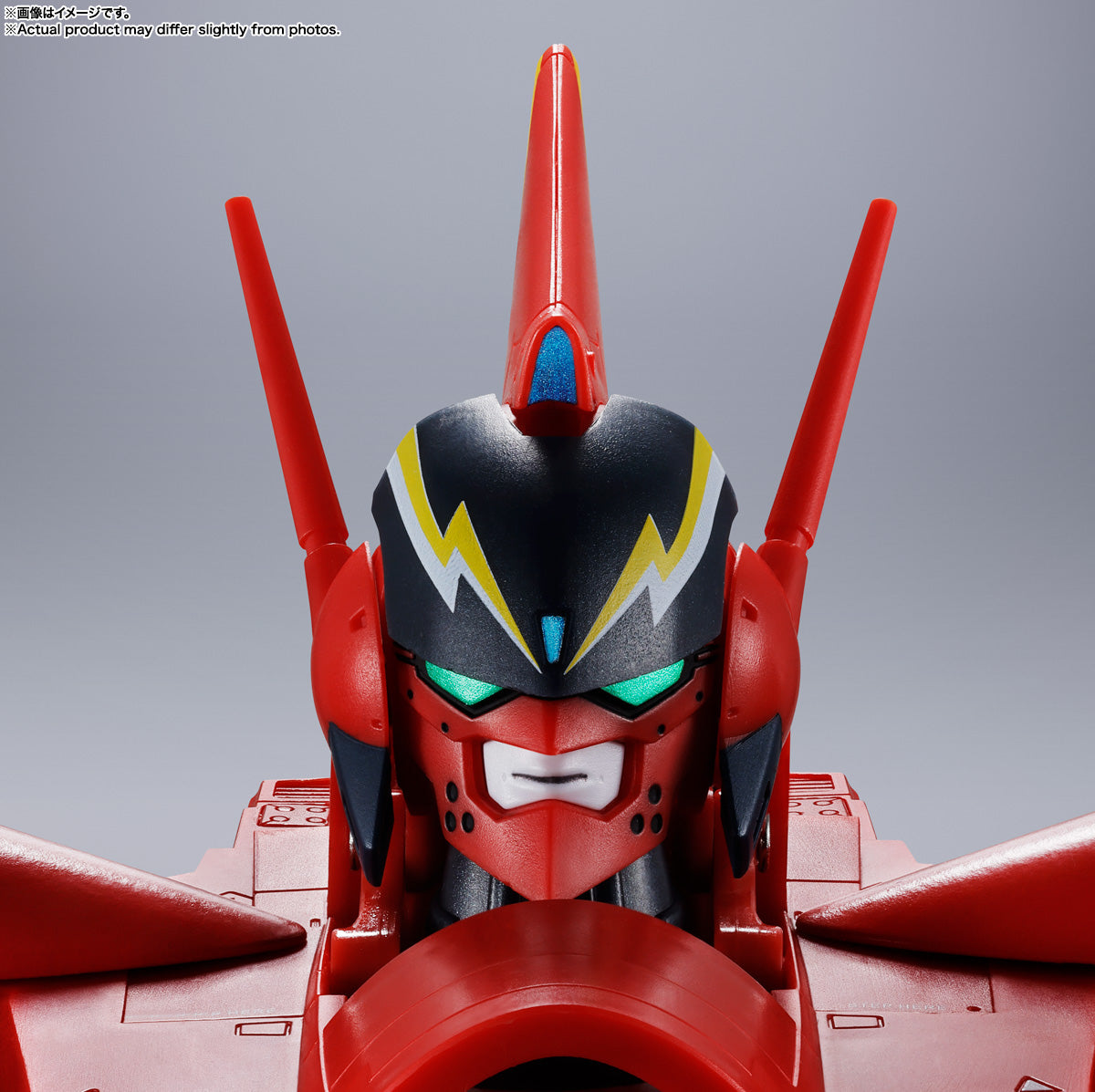 DX Chogokin VF-19 Custom Fire Valkyrie