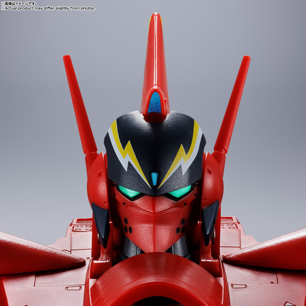 DX Chogokin VF-19 Custom Fire Valkyrie
