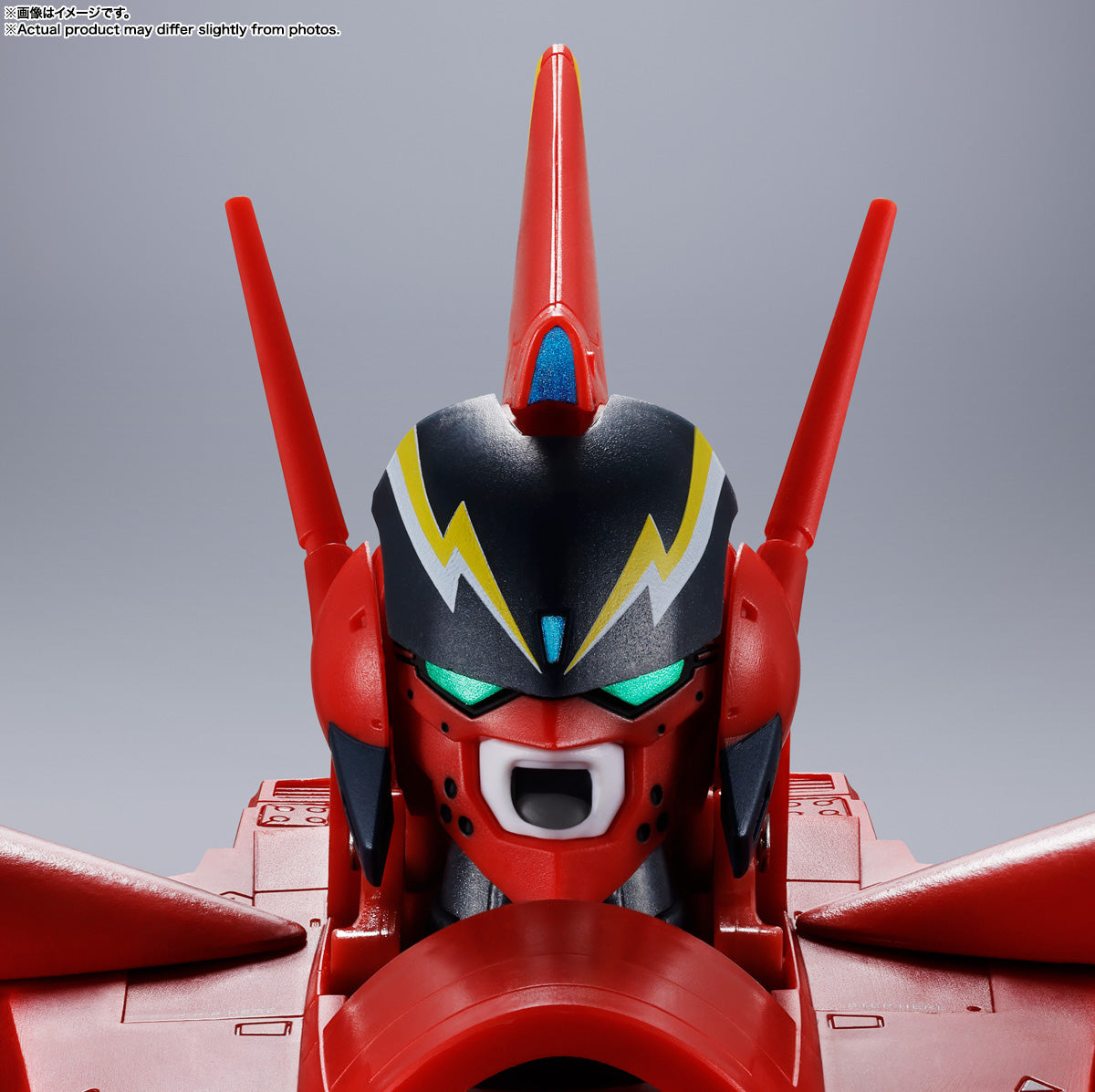DX Chogokin VF-19 Custom Fire Valkyrie