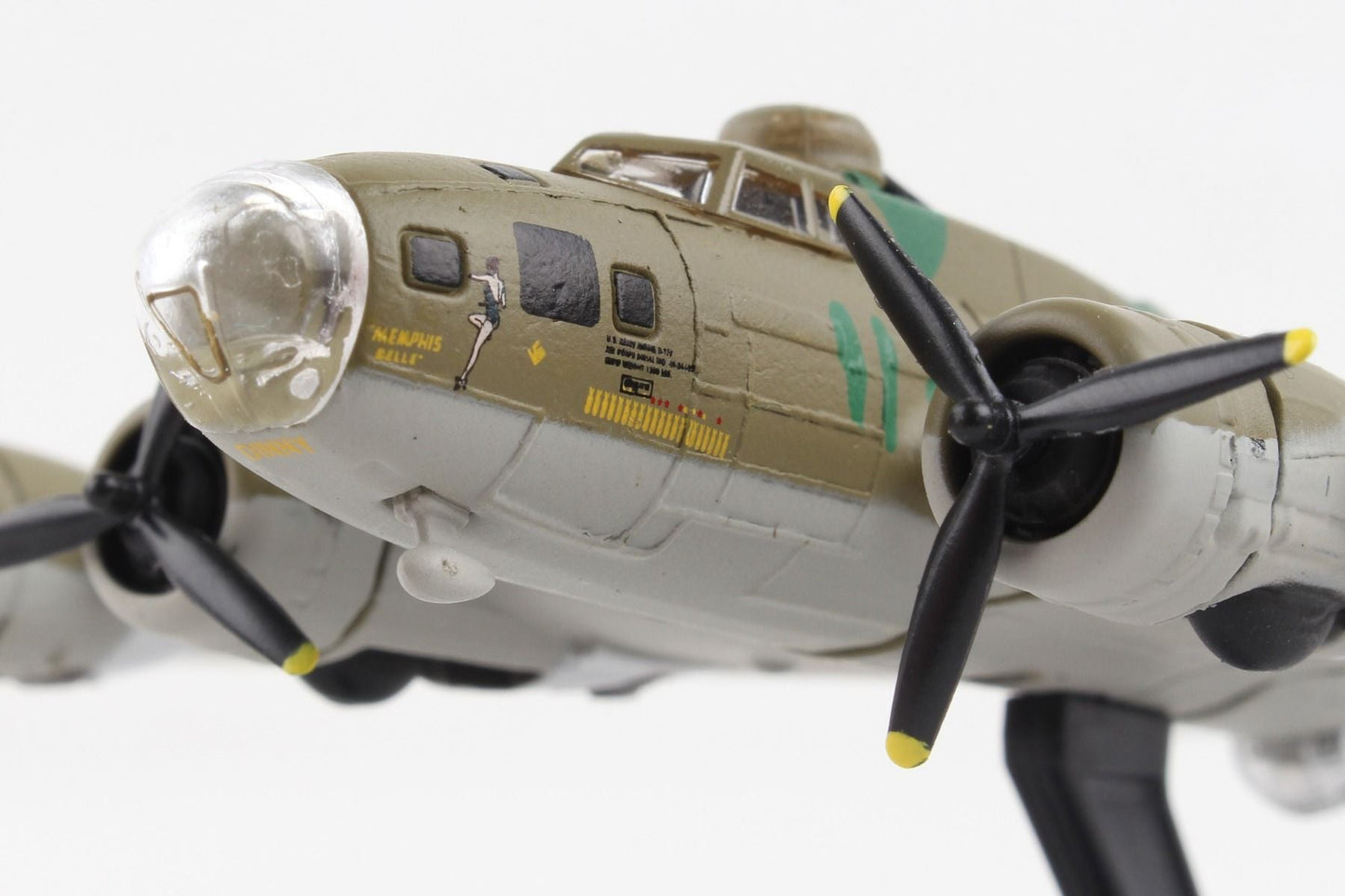 1/155 B17F Memphis Belle