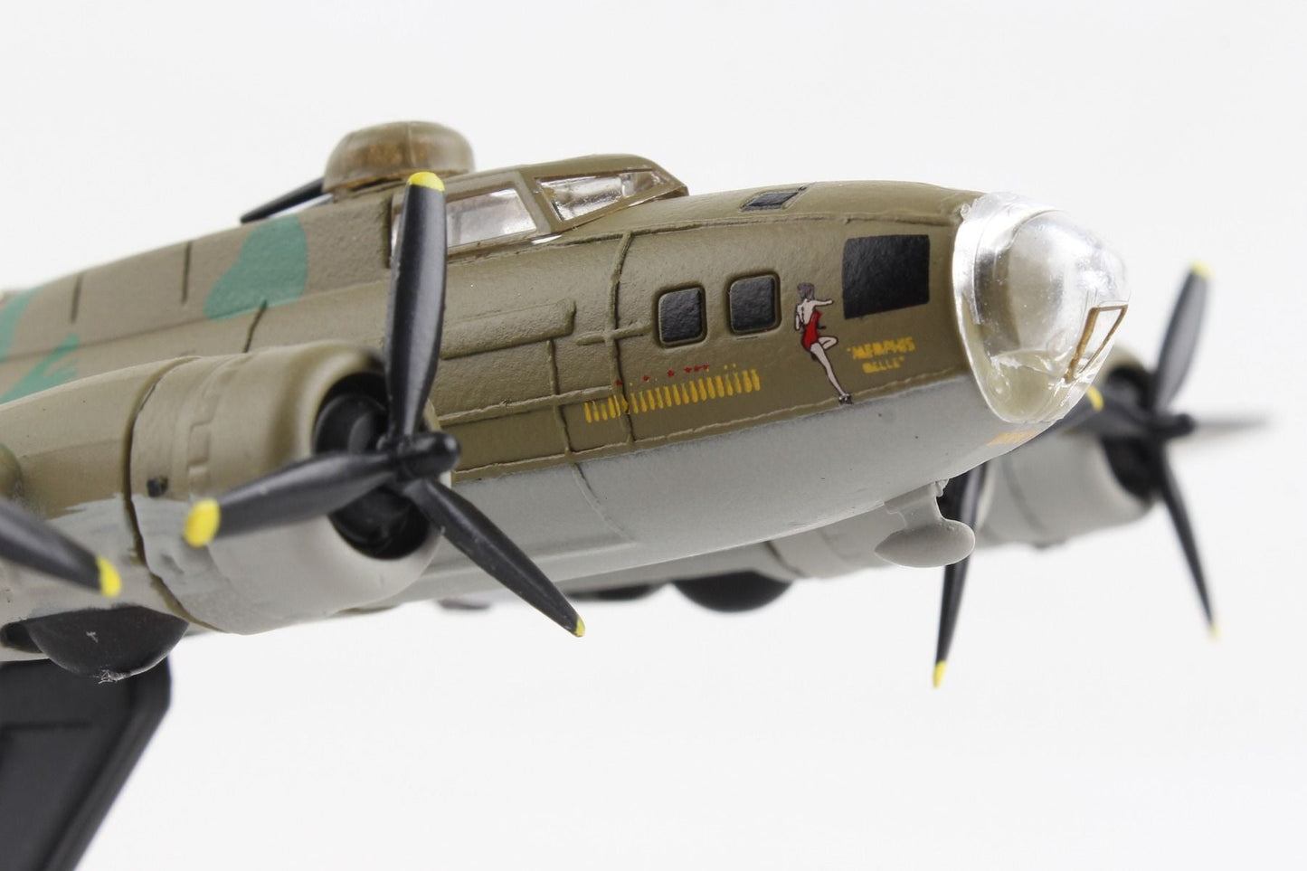 1/155 B17F Memphis Belle