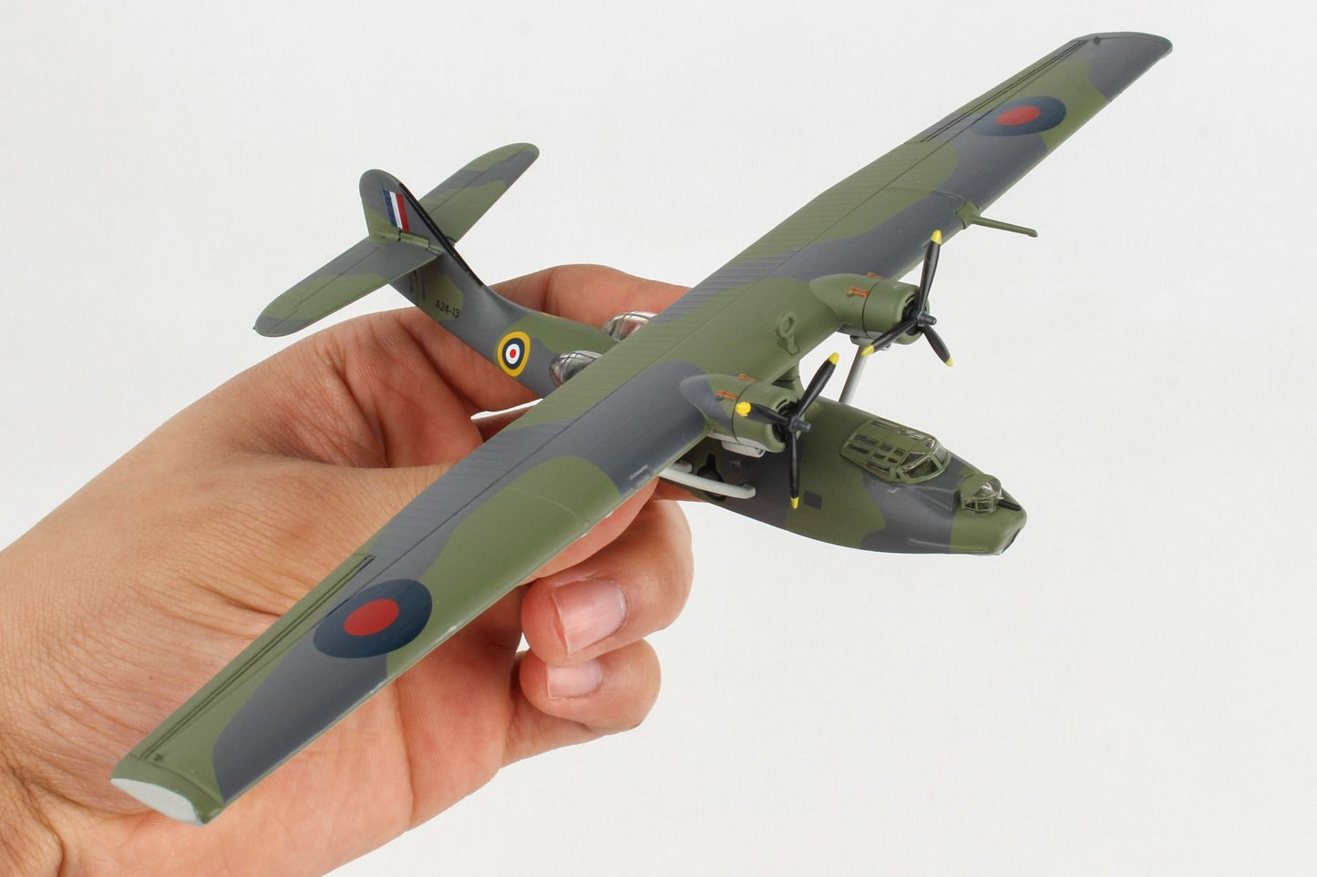 1/150 PBY5A Catalina RAAF A2413 M for Mother