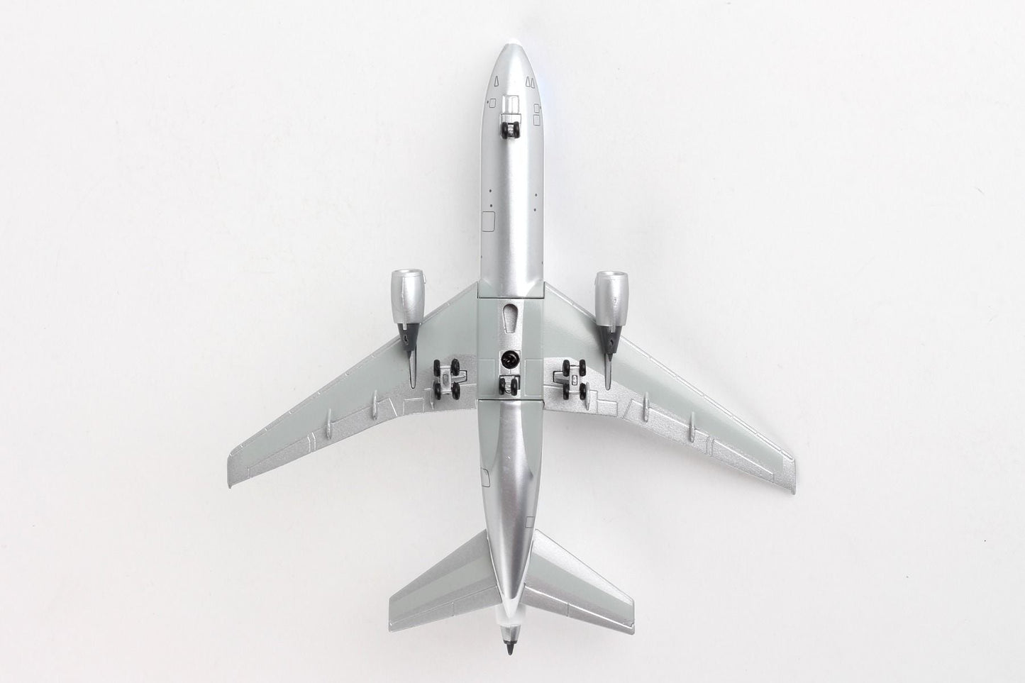 1/400 Pan Am DC10