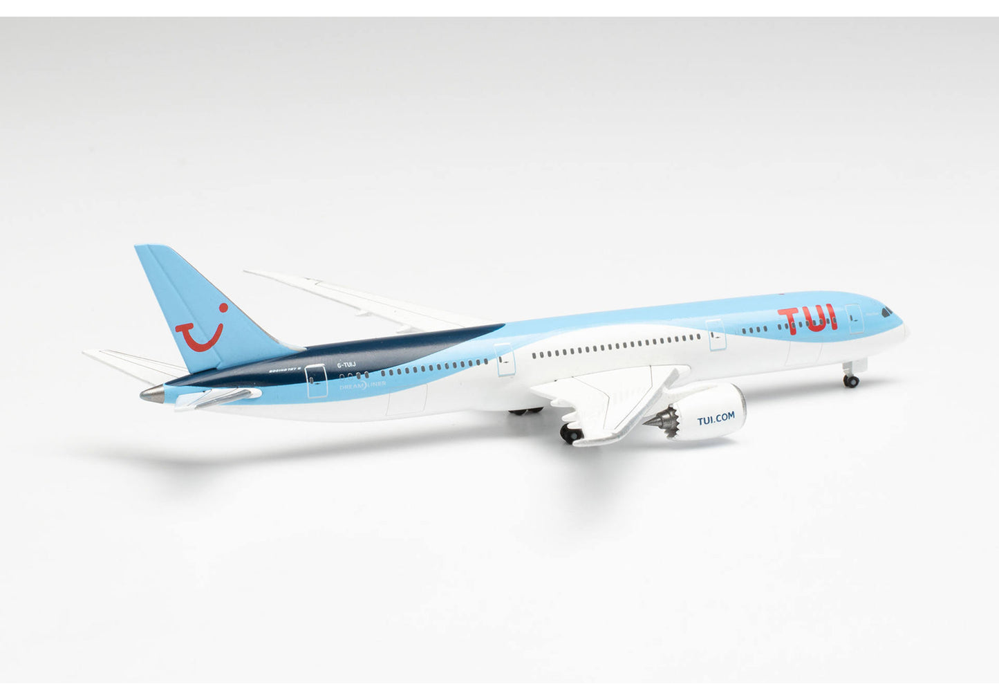 1/500 TUI Airways Boeing 787-9 Dreamliner G-TUIJ "Pixie Dust"