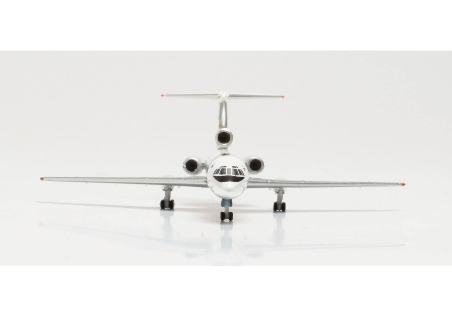 1/500 Vnukovo Airlines Tupolev TU-154M RA-85673