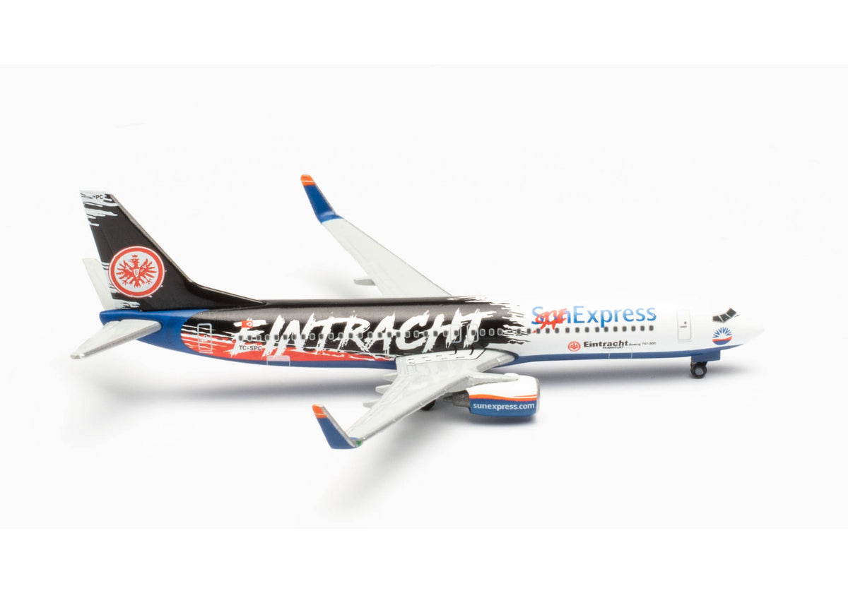 1/500 Sun Express Boeing 737-800 "Eintracht Frankfurt - SGE Express" TC-SRC