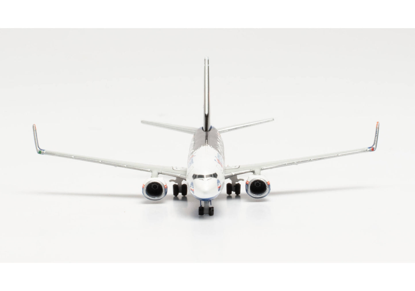1/500 Sun Express Boeing 737-800 "Eintracht Frankfurt - SGE Express" TC-SRC