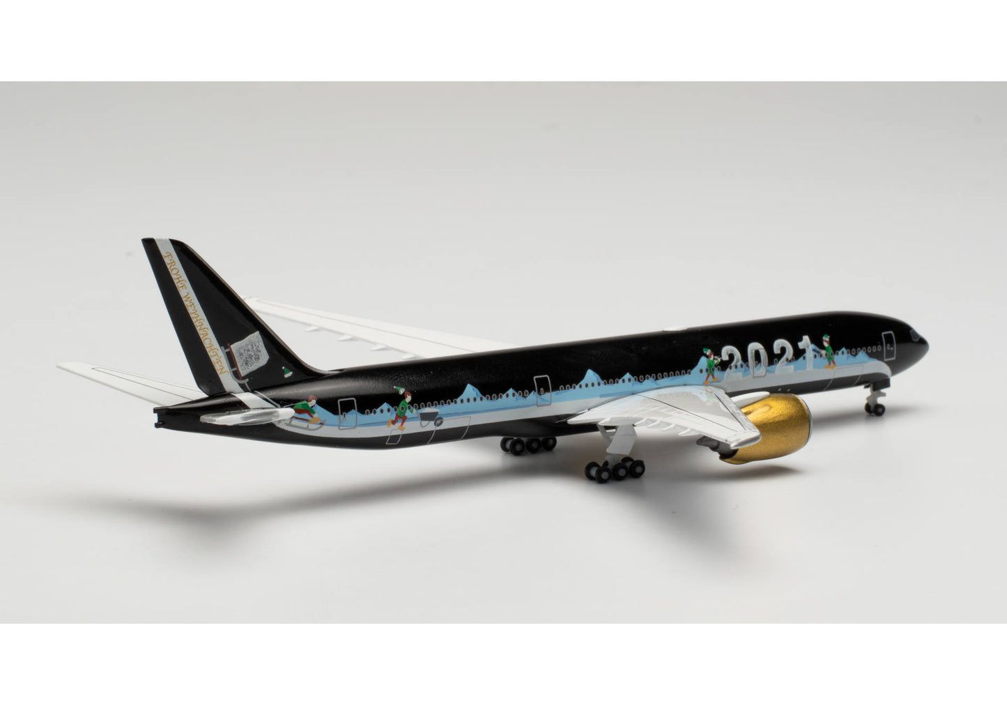 1/500 Christmas 2021 Boeing 777-8