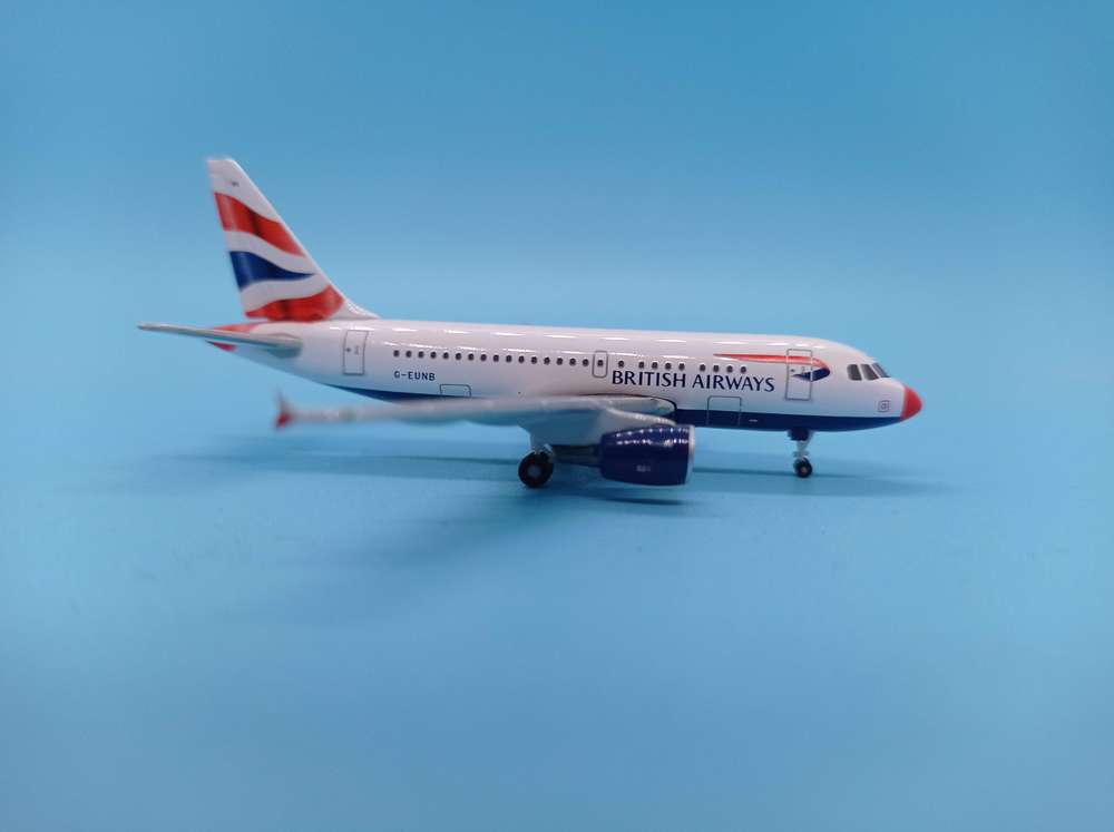 1/500 British Airways Airbus A318 "Flying Start" G-EUNB