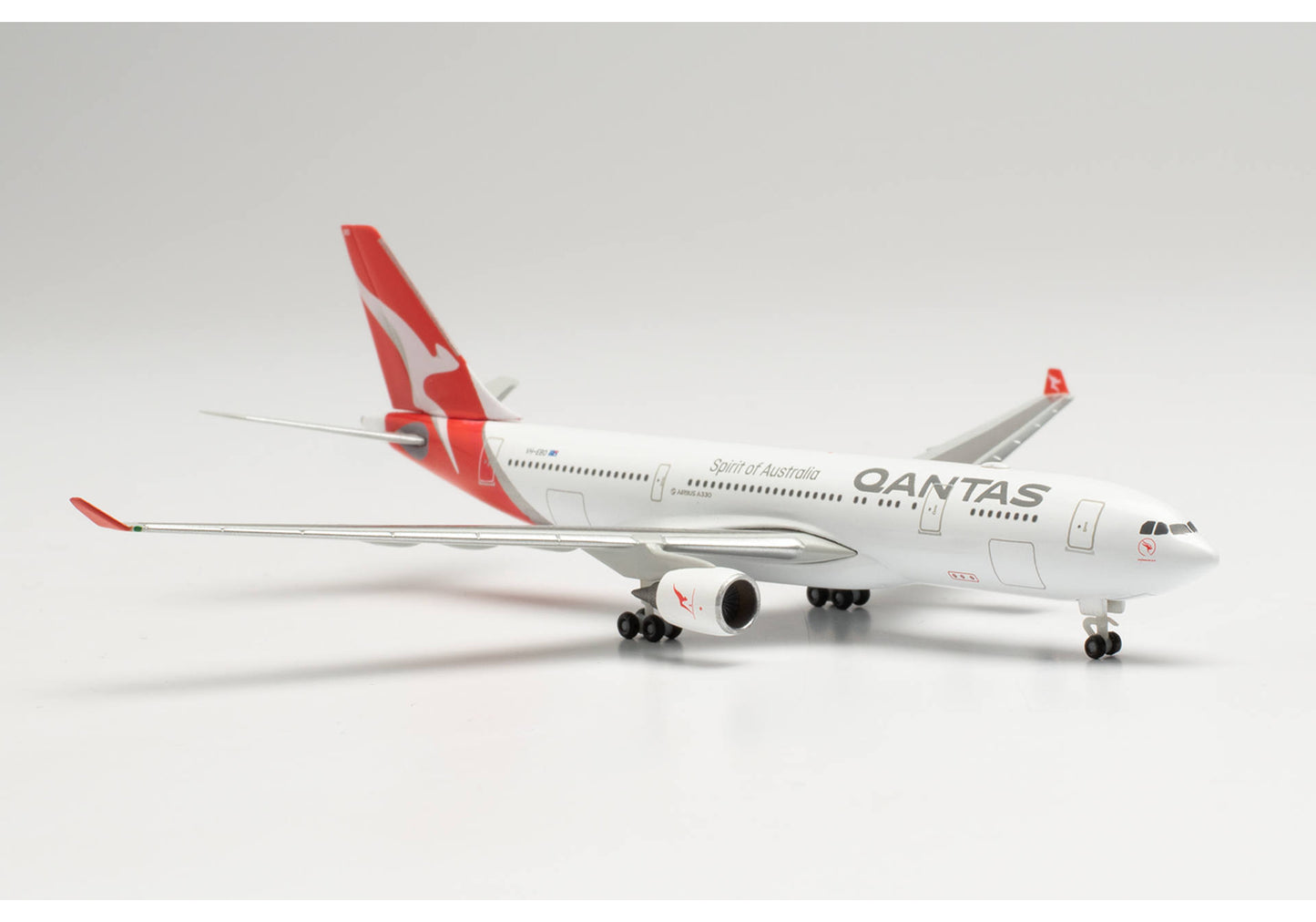 1/500 Qantas Airbus A330-200 VH-EBO "Kimberley"