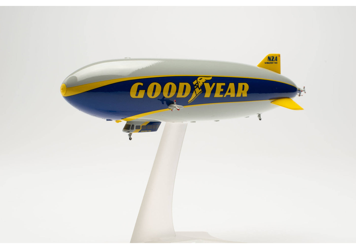 1/500 Goodyear Zeppelin NT "Wingfoot Two" N2A